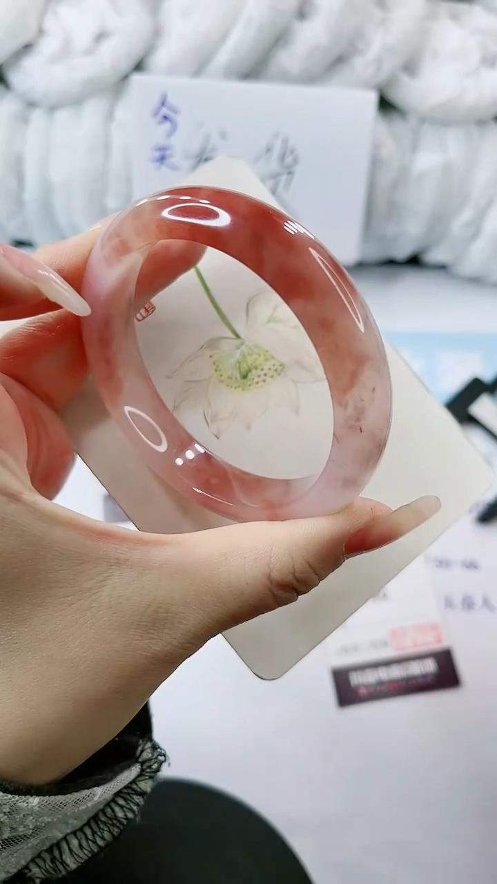 【闪购商品】石英质玉手镯未镶嵌多样性发货C140