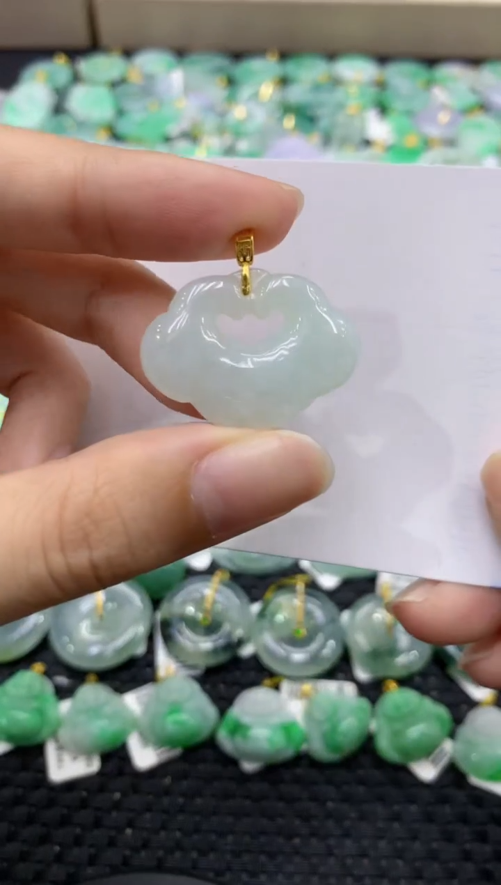 颈饰未镶嵌翡翠天然缅甸翡翠A货