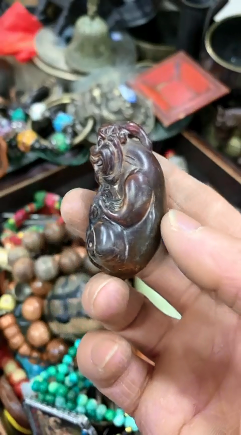 【闪购商品】一物一拍编号牛角挂件