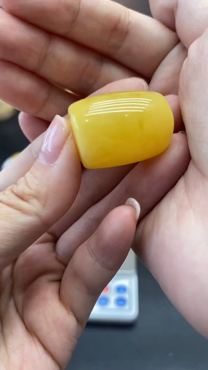 琥珀未镶嵌珠宝奇石2464
