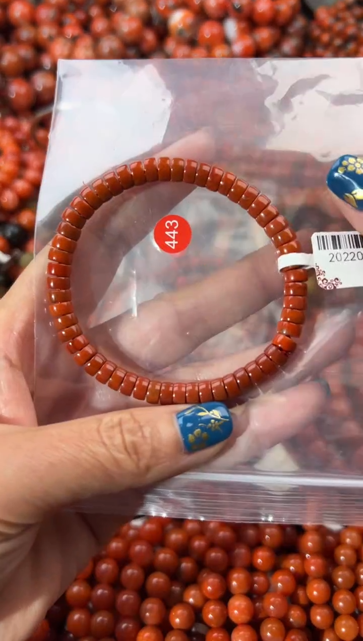 未镶嵌手串南红玛瑙6+