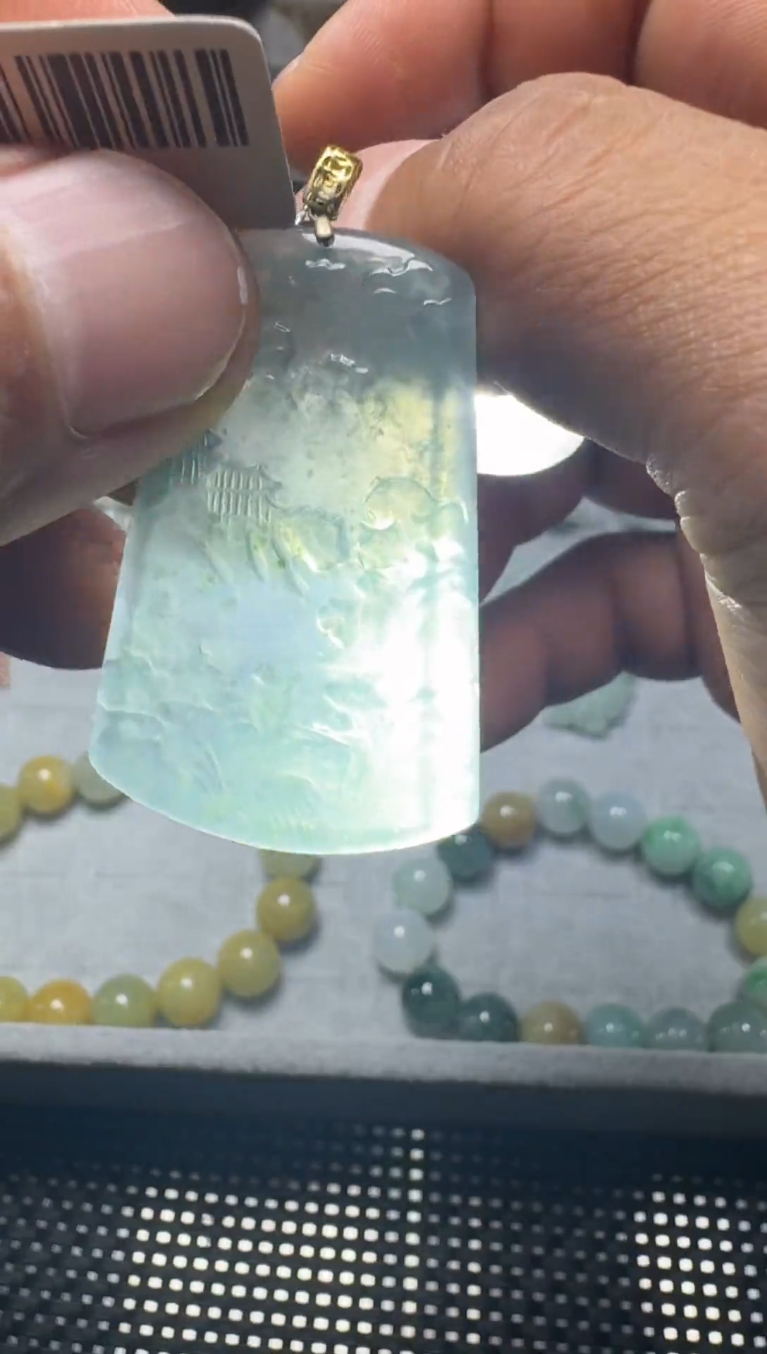 未镶嵌定制翡翠山水牌