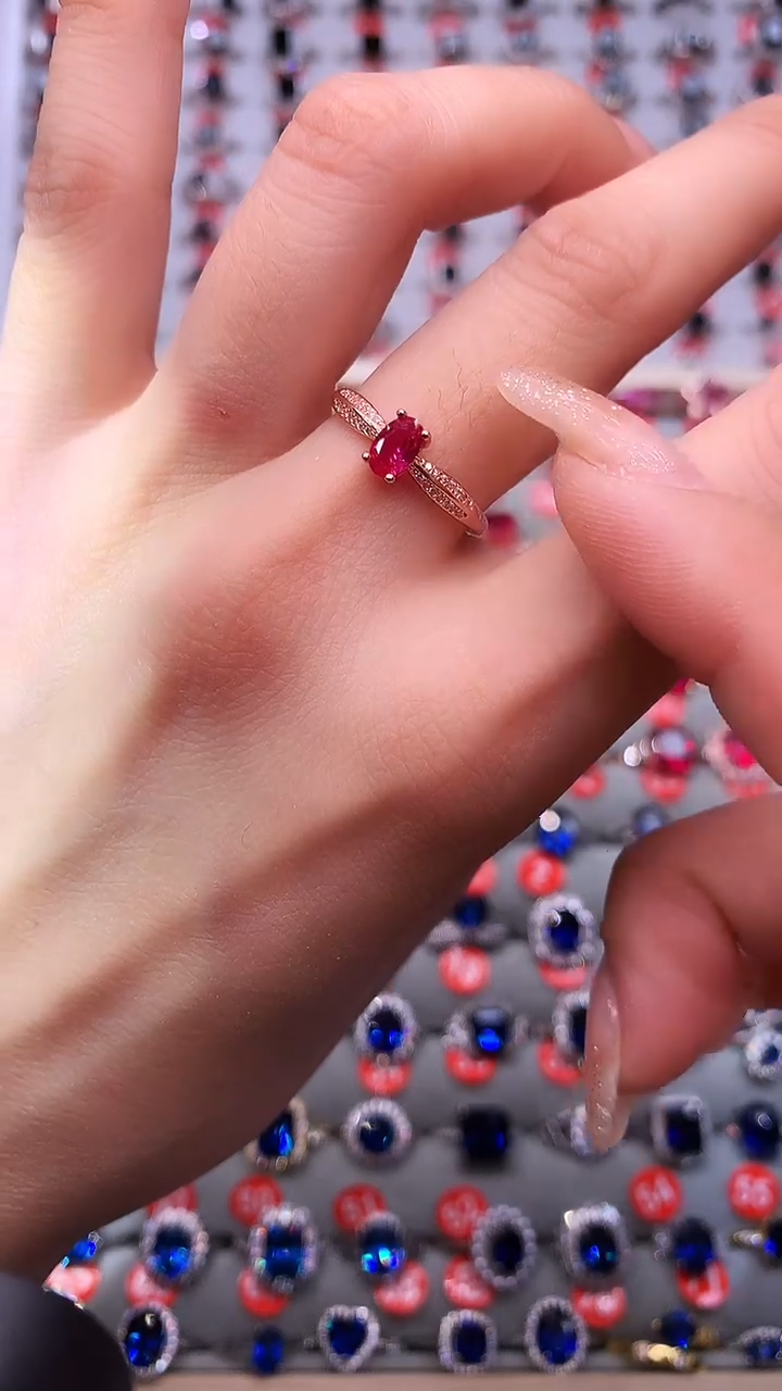 【闪购商品】红宝石戒指银S925镶嵌4611111111