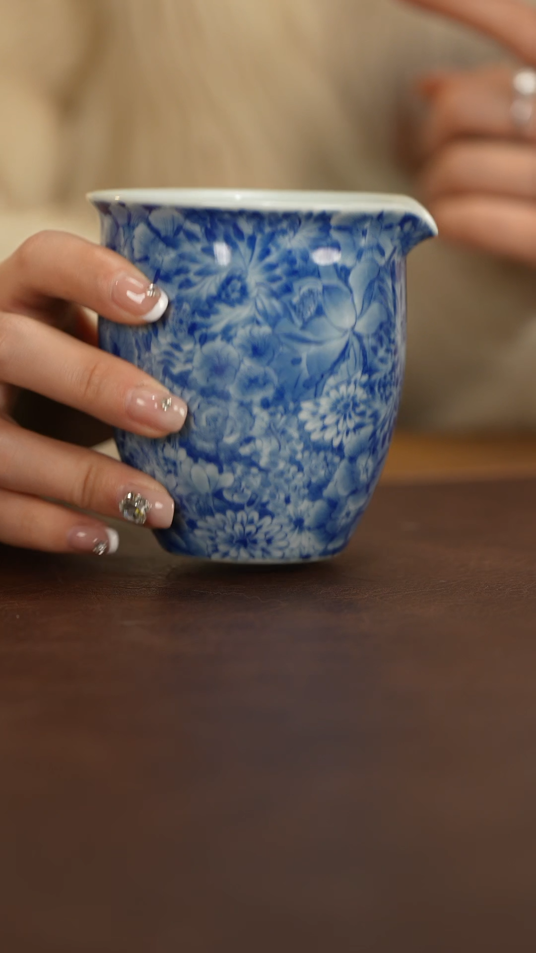 【闪购商品】晓剑窑青花万花公道杯