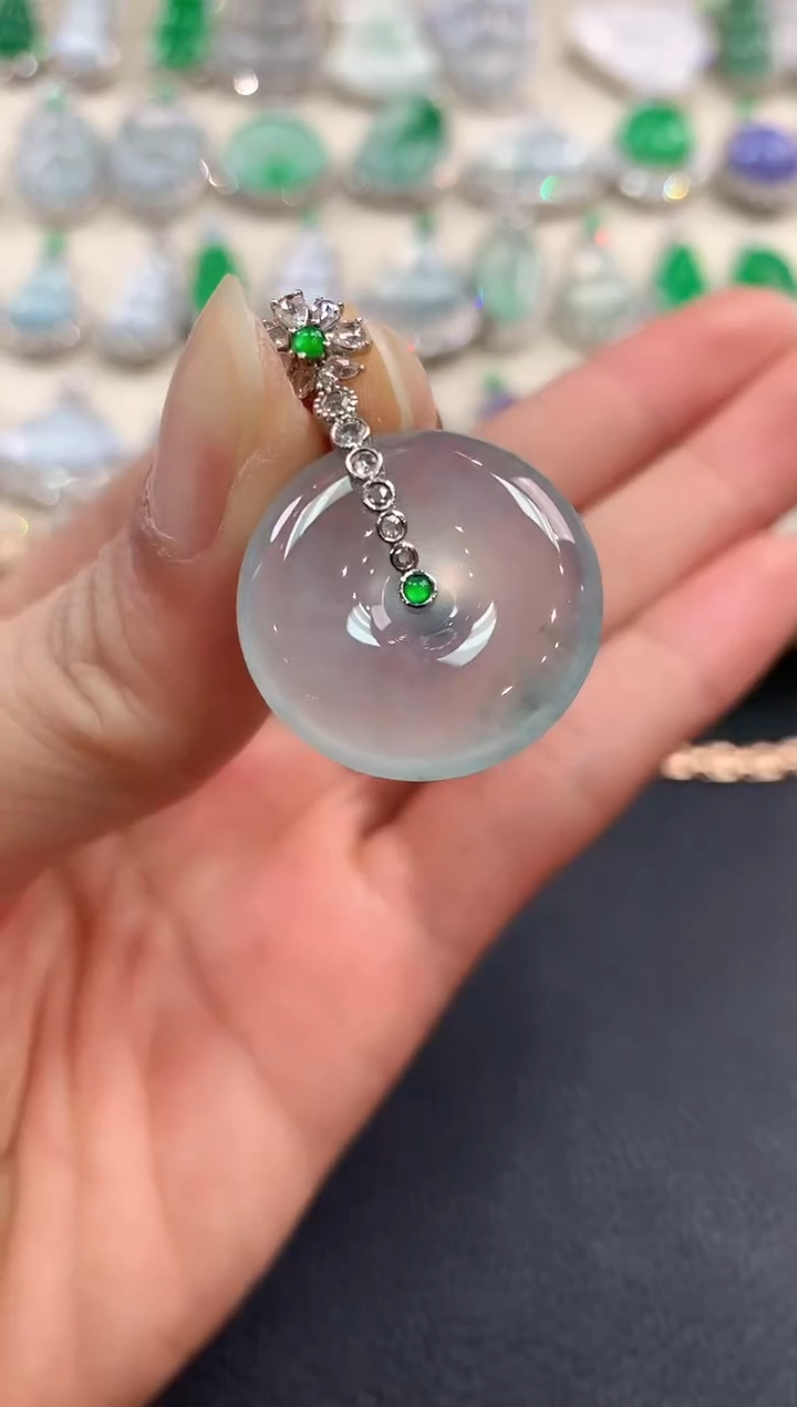 【闪购商品】翡翠吊坠(不含链)18K金镶嵌n60       