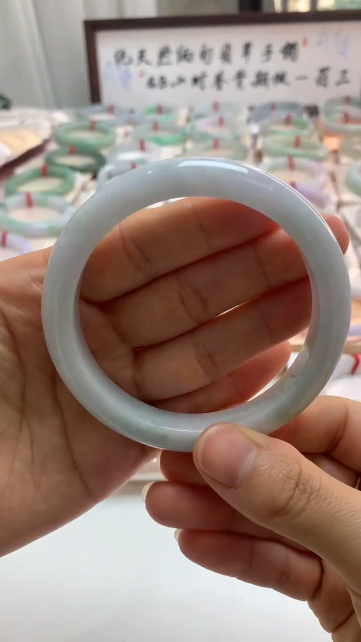 未镶嵌手镯翡翠62.9大圈无包容