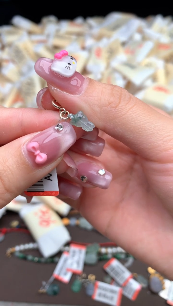 【闪购商品】翡翠挂件银S925镶嵌 —