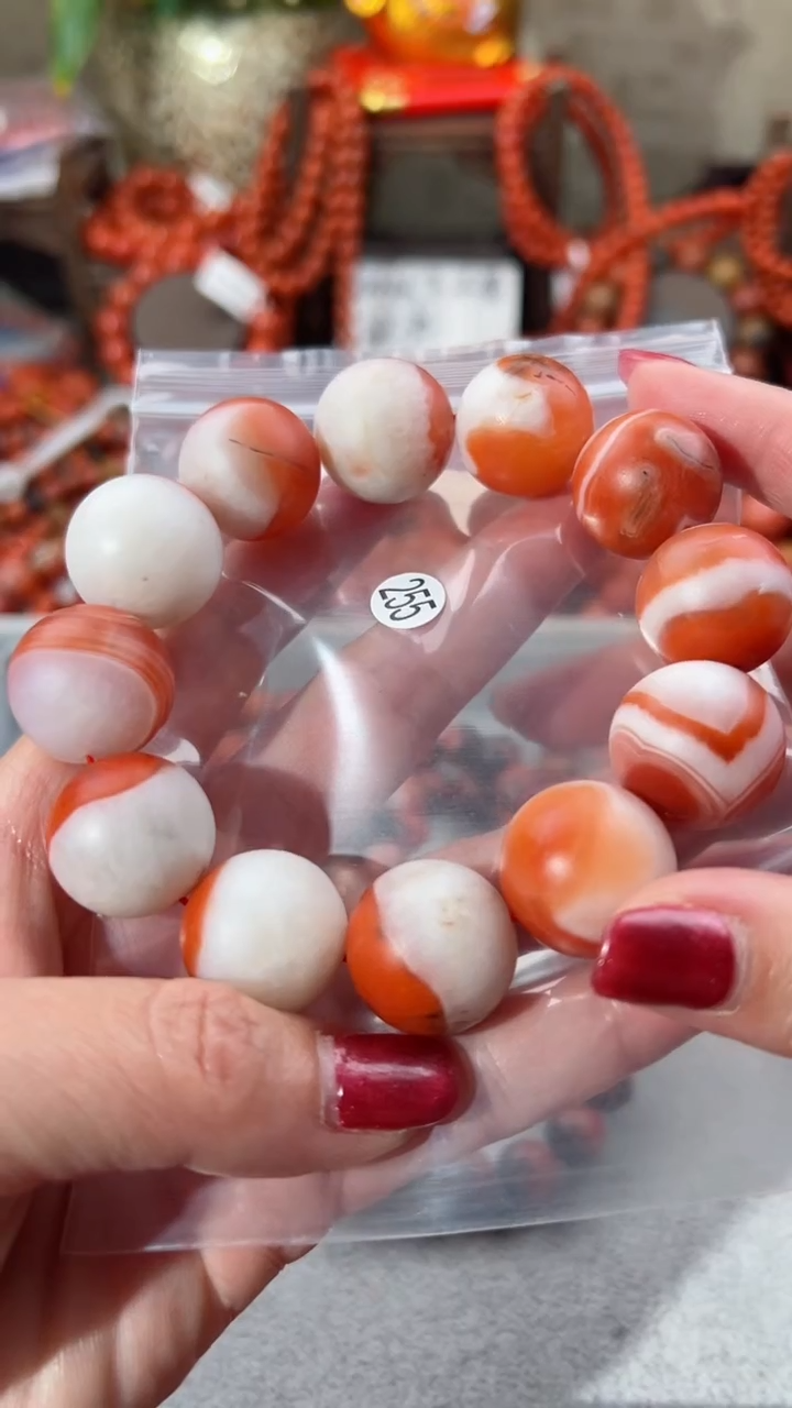 【闪购商品】南红玛瑙手串未镶嵌19+