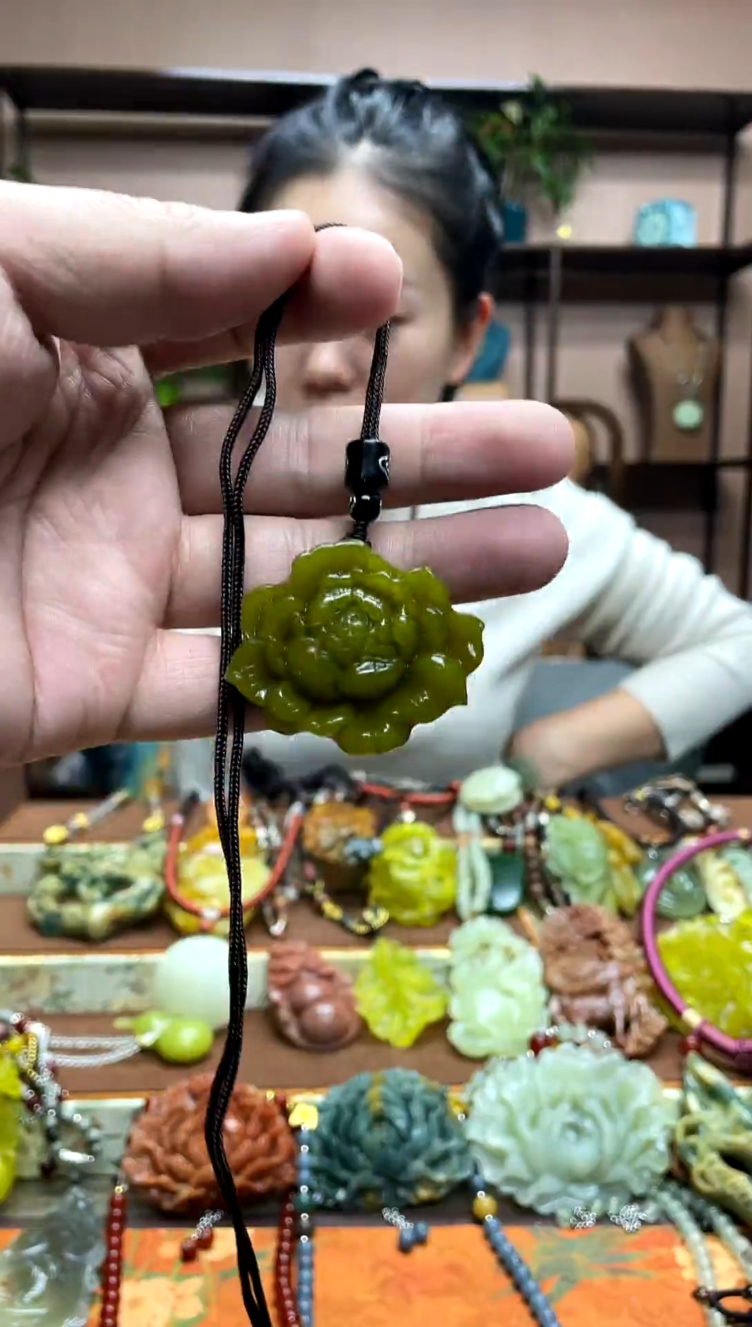 未镶嵌岫玉吊坠·1