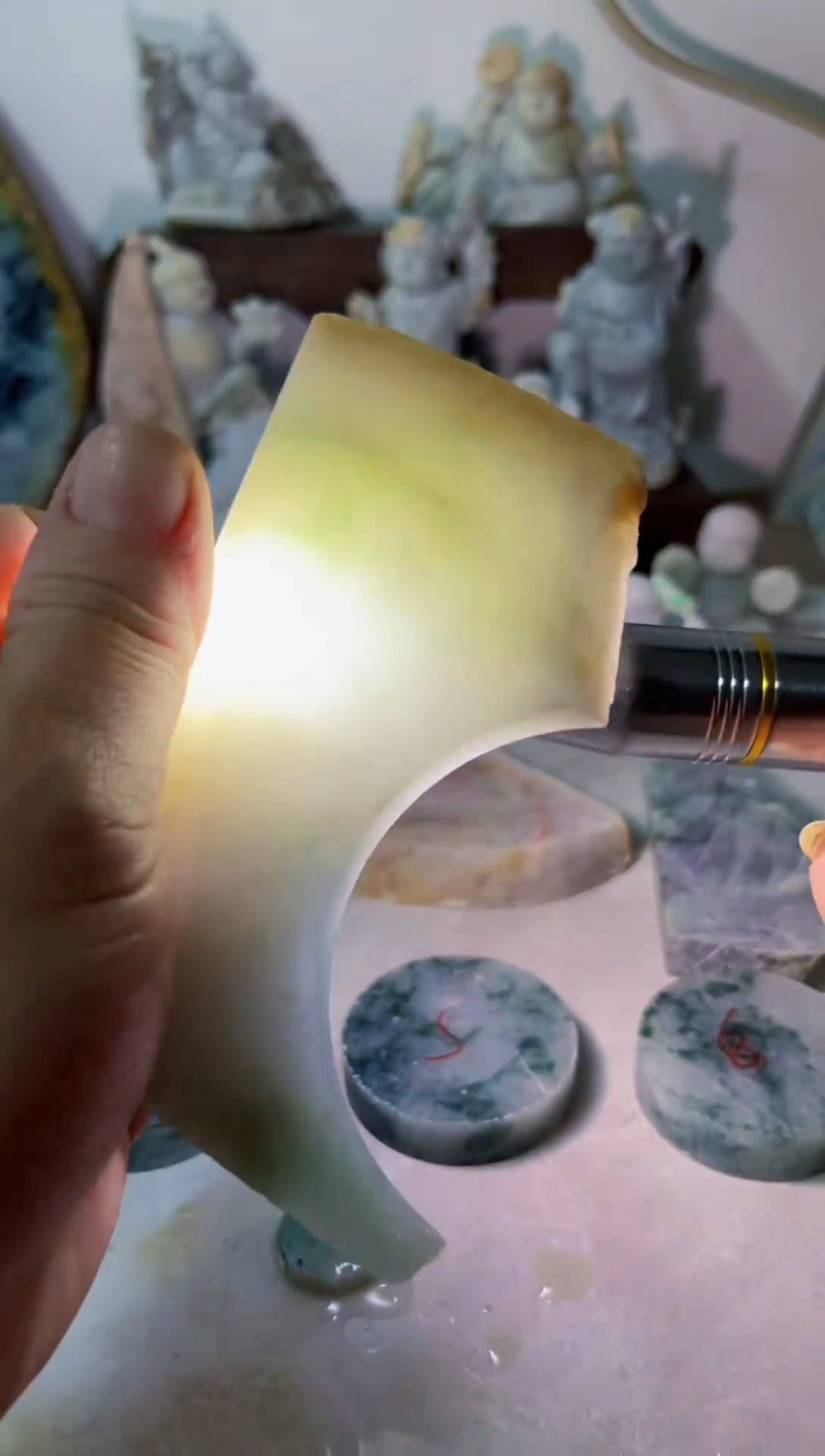 【闪购商品】翡翠吊坠(不含链)未镶嵌A955