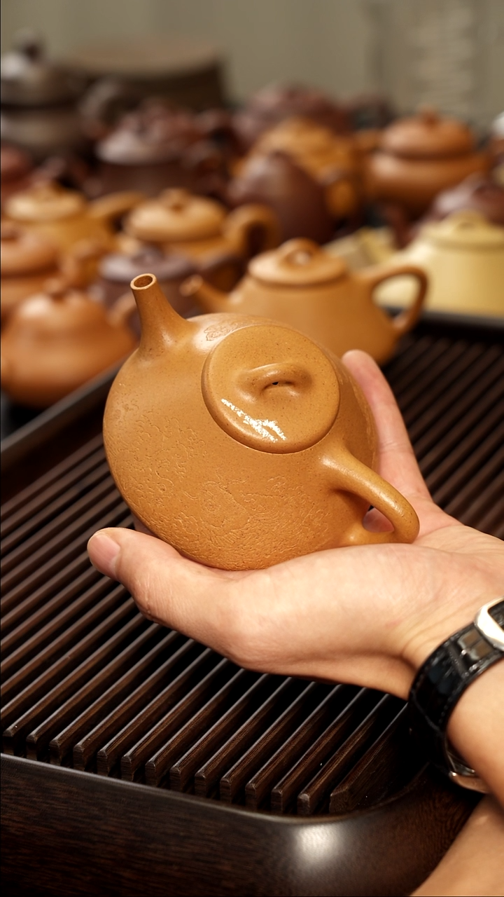 茶壶紫砂庞刻绘的微瑕黄金段玉龙壶