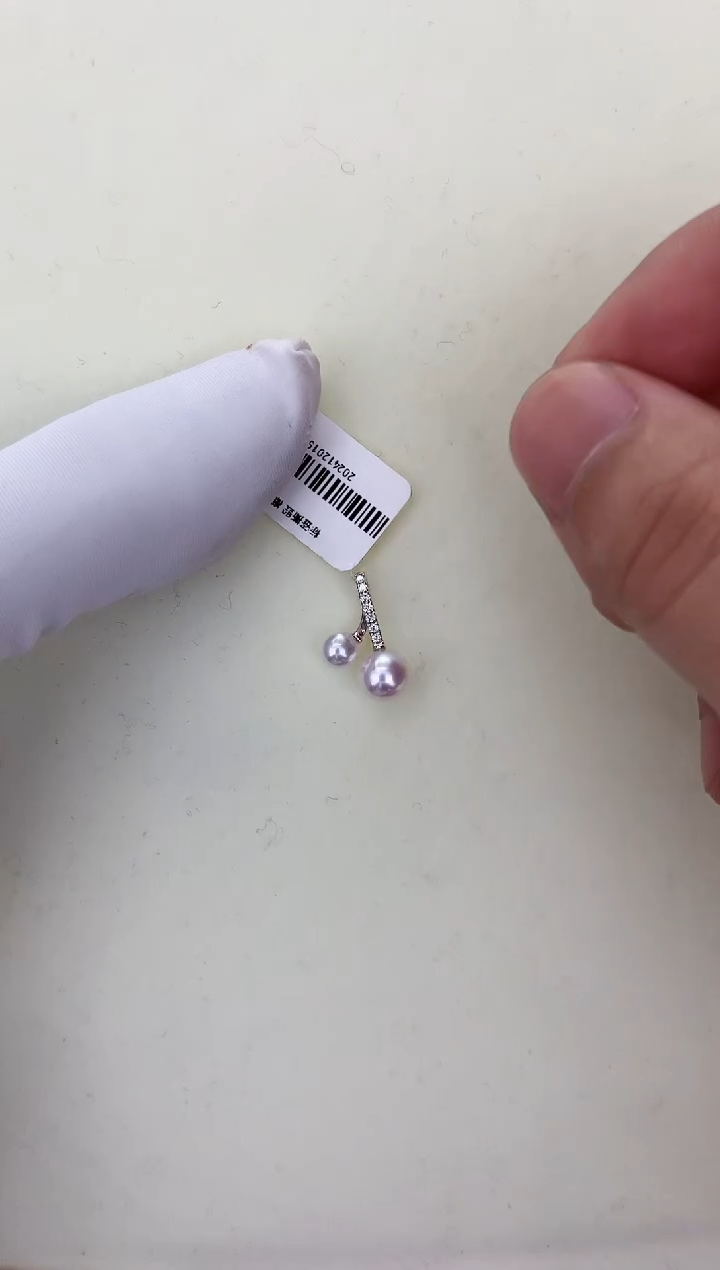 【闪购商品】海水珍珠颈饰18K金镶嵌钻石樱桃5-7（赠送银链子