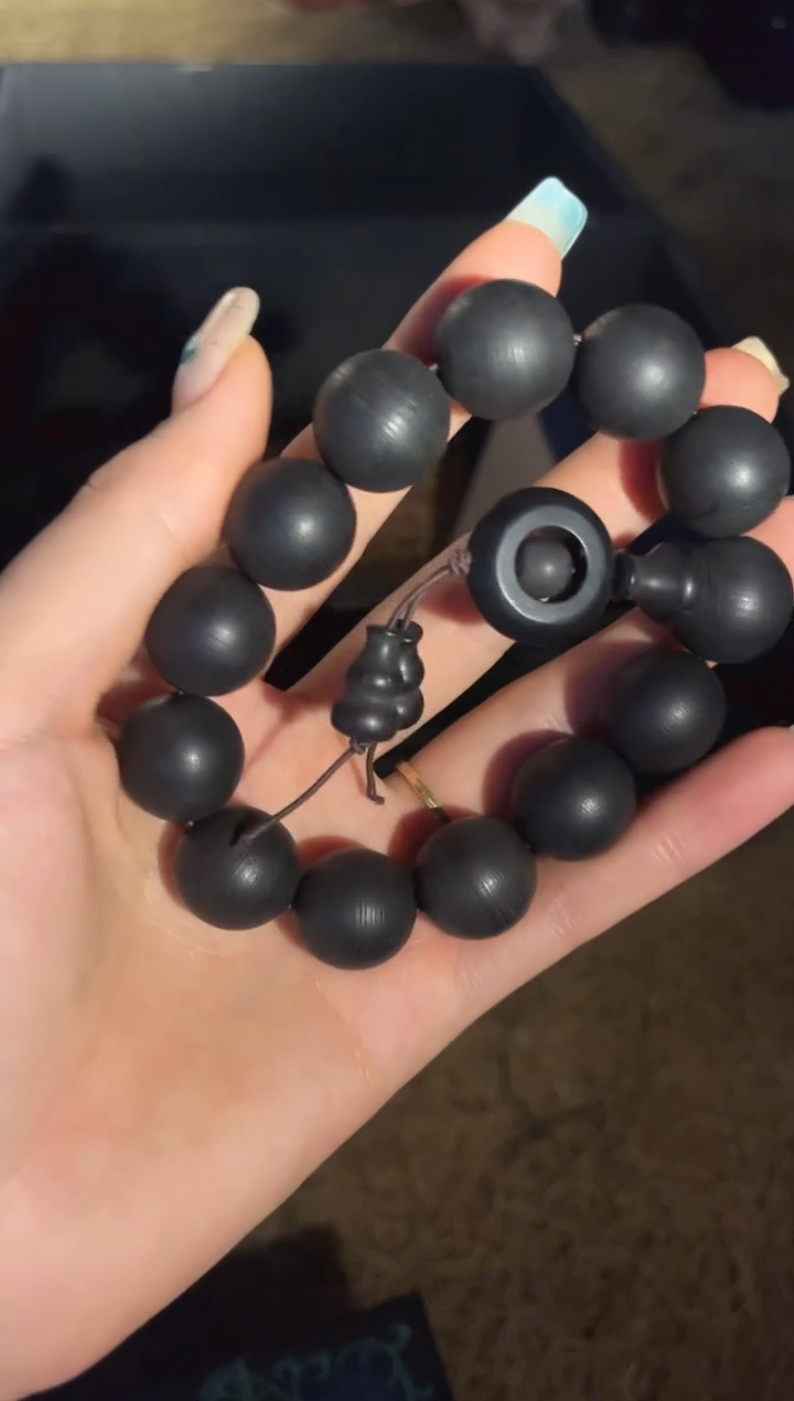 【闪购商品】【闪购商品】黑色其男手串