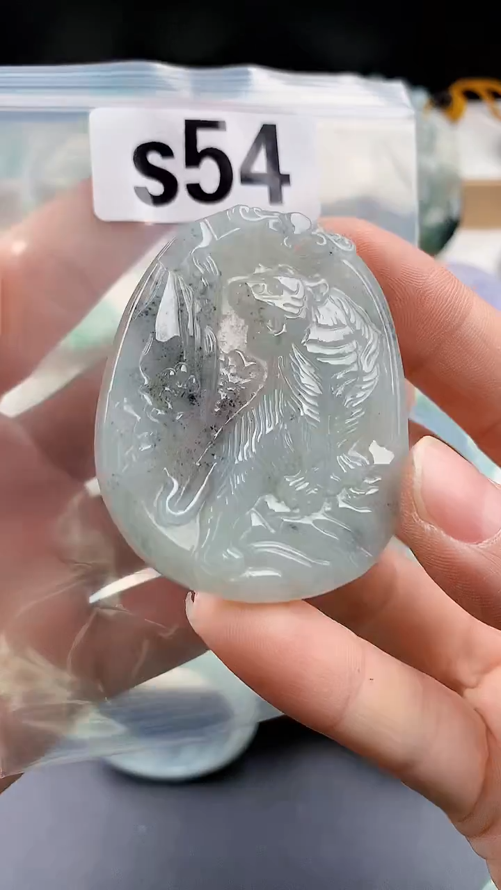 颈饰未镶嵌翡翠颈饰未镶嵌缅甸天然翡翠吊坠