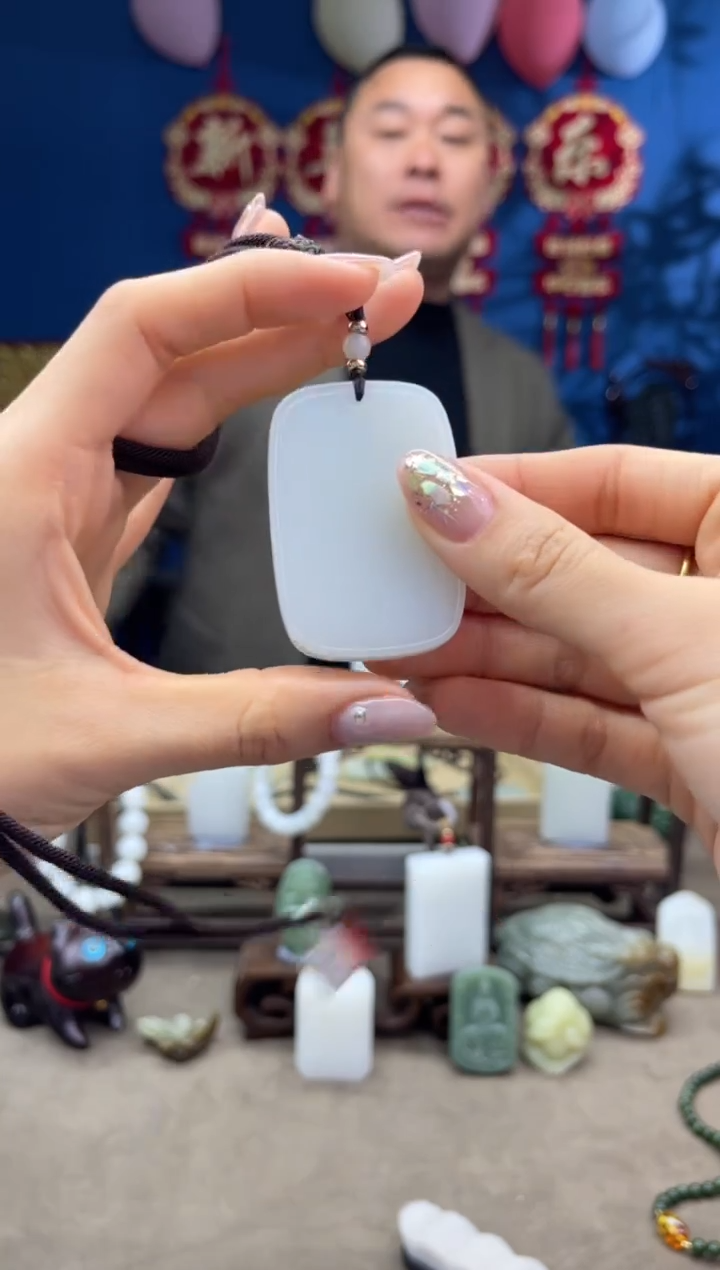 【闪购商品】和田玉颈饰未镶嵌1