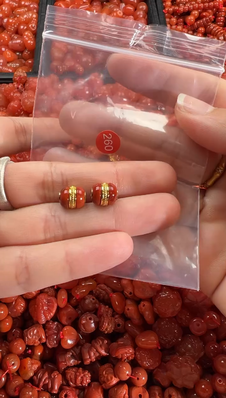 【闪购商品】南红玛瑙颈饰未镶嵌1