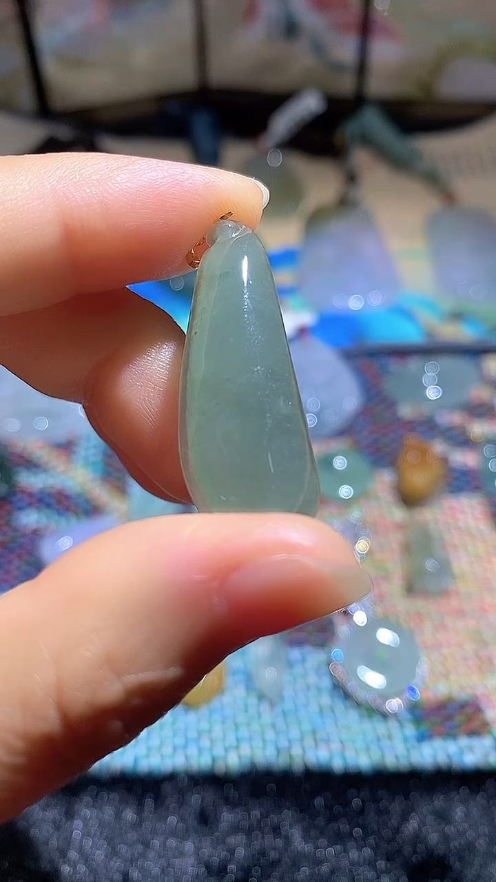 吊坠(不含链)18K金镶嵌翡翠18k金镶嵌翡翠14