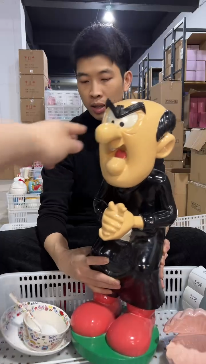 【闪购商品】杯树脂大号格格巫大摆件