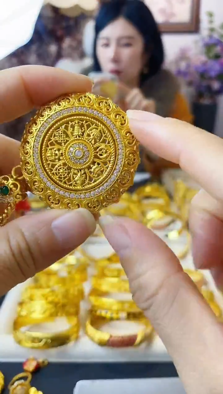 合金无011旋转大罗盘吊坠