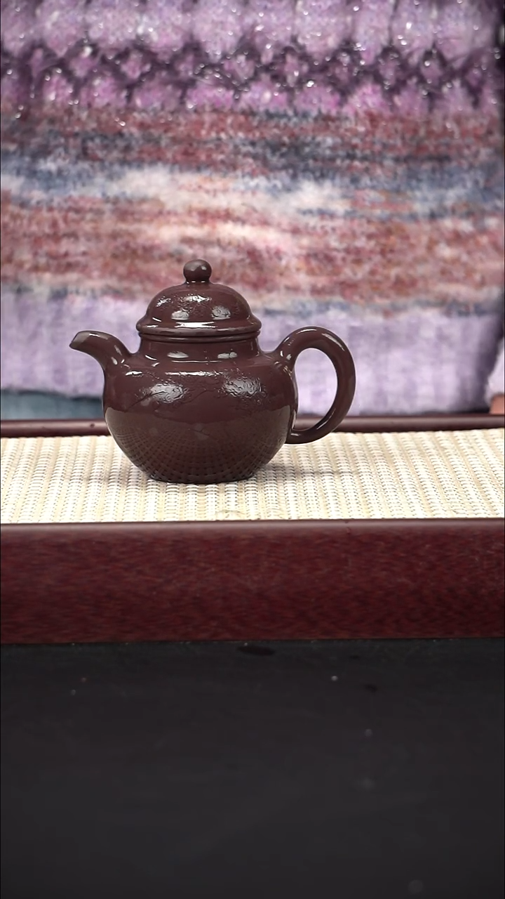 茶壶紫砂紫泥 刻梅 掇球