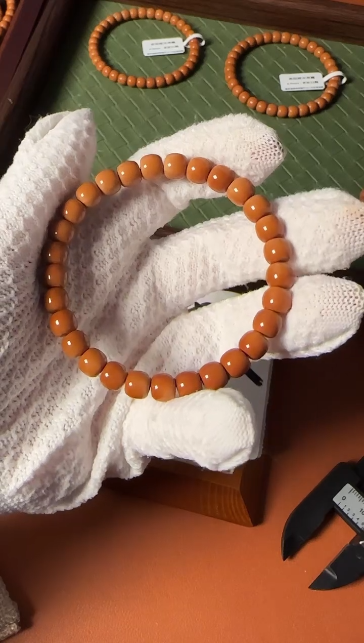 手串橄榄核【168核尖】7.9mm老挝核尖老型单圈 三花面无白树王老料