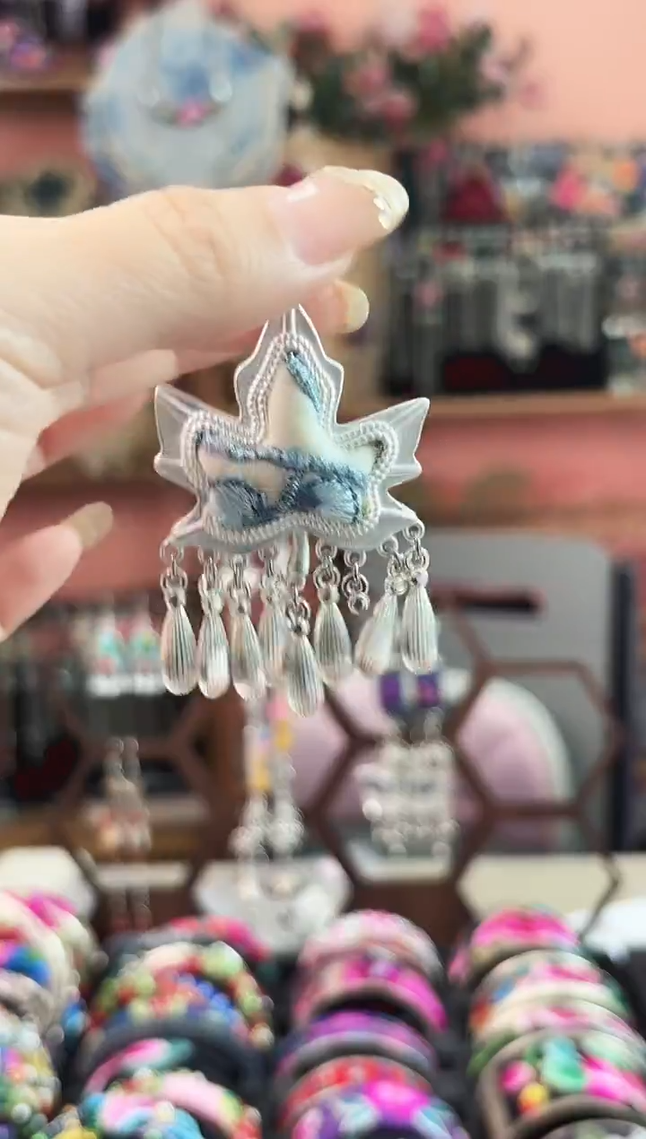 艺枝独绣手工饰品165