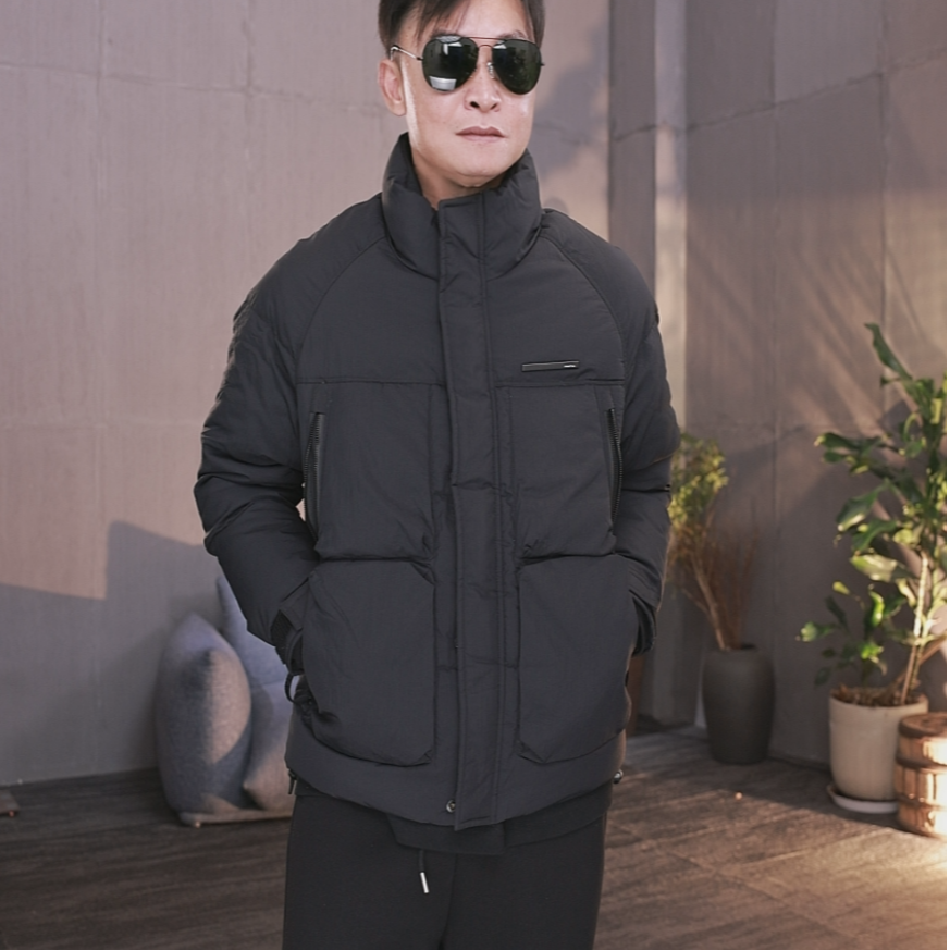 东倪MF 秋冬新款90白鸭绒大口袋高领设计男士羽绒服外套 85D7153