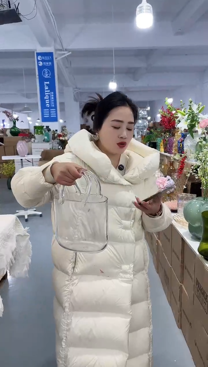 【闪购商品】玻璃C-安琪花瓶微瑕-WSO7