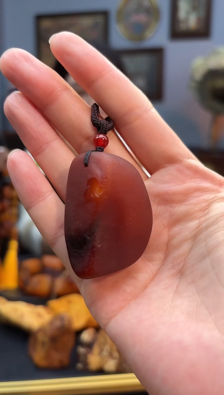 琥珀颈饰未镶嵌吊坠