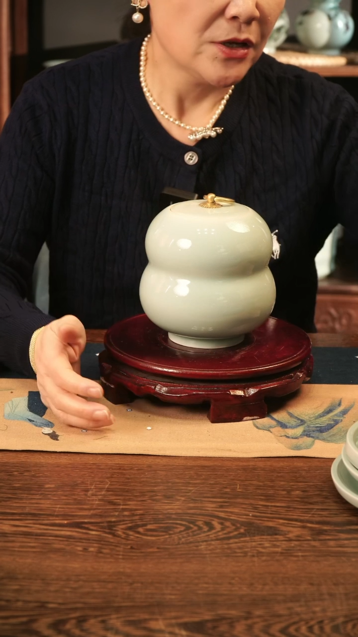 【闪购商品】纯手工 粉青 葫芦盖罐