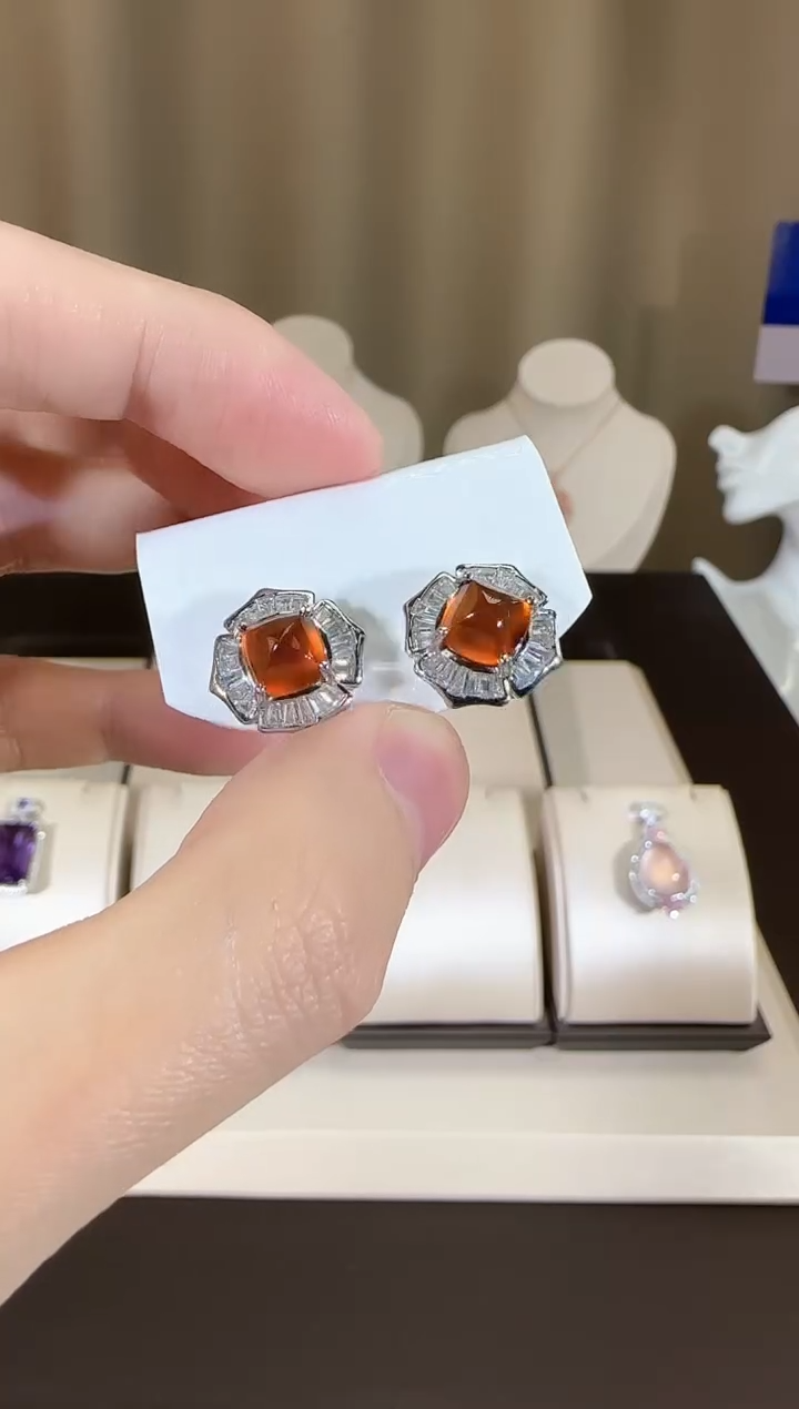 【闪购商品】石榴石（芬达石）耳饰银S925镶嵌8mm