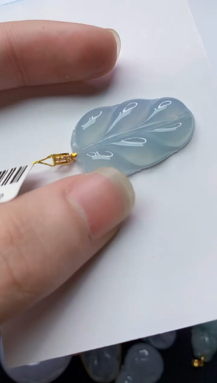 【闪购商品】翡翠颈饰18K金镶嵌77.........