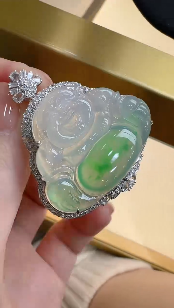 【闪购商品】翡翠吊坠(不含链)18K金镶嵌多样性发货拍一发一