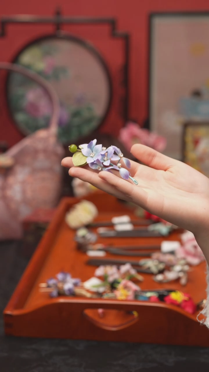 刺绣第***毛非遗手工绒花饰品