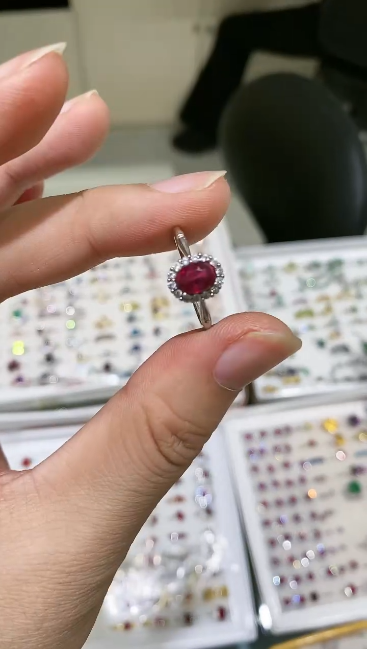 【闪购商品】红宝石戒指银S925镶嵌戒指