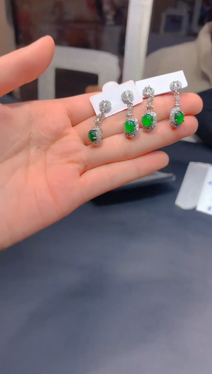 【闪购商品】定制翡翠未镶嵌53多样性发货(发其一）