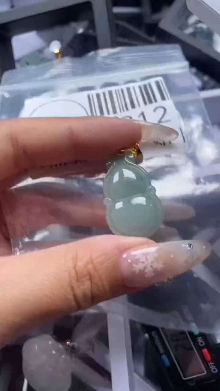 颈饰未镶嵌翡翠1812