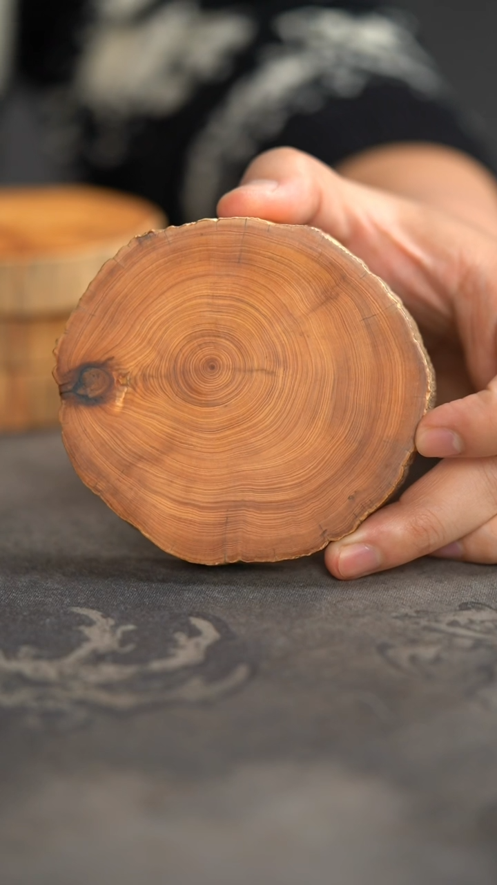 【闪购商品】柏木（崖柏）木雕671号陈化黑油料杯垫香片