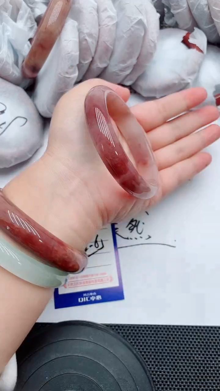 未镶嵌手镯石英质玉94-62-63