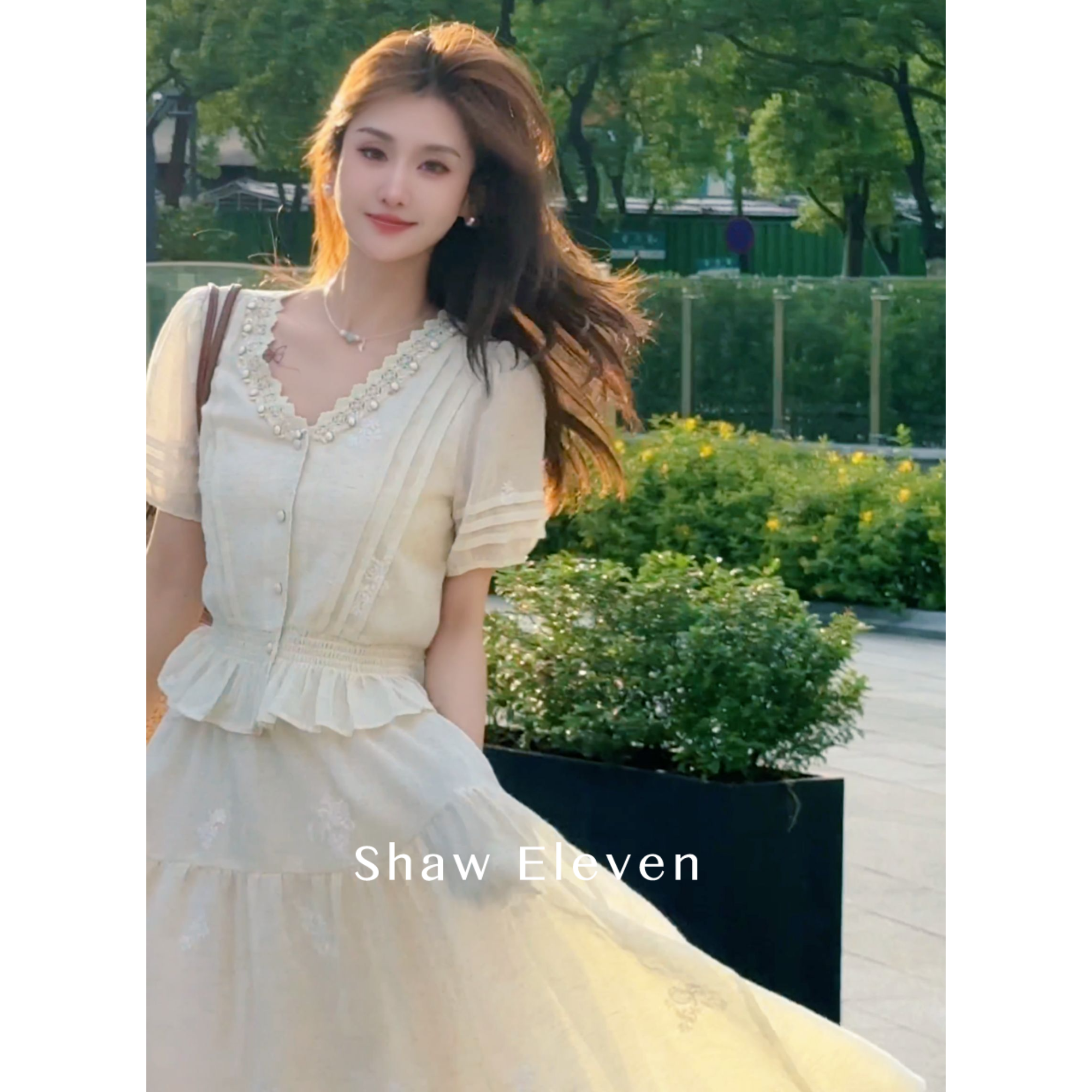 爱丁堡【ShawEleven】2025夏新木耳边珍珠领上衣半身裙套装M2551