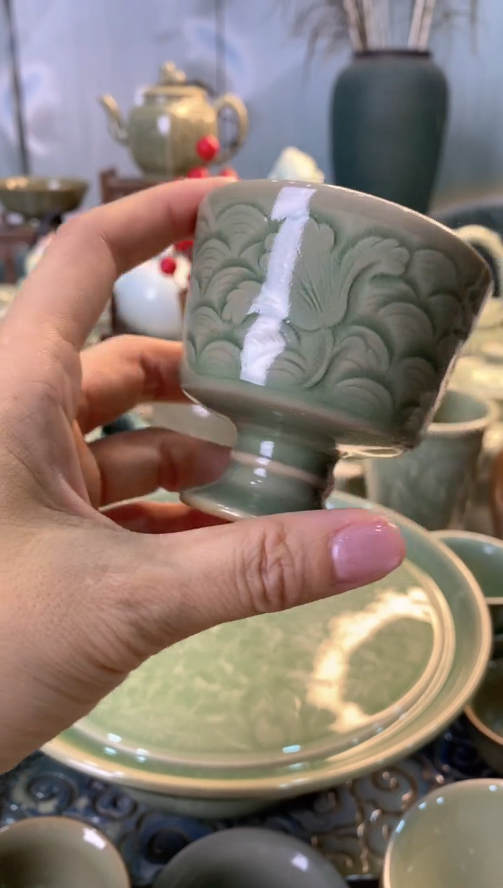耀州窑【竞拍】900136手工刻花高足杯