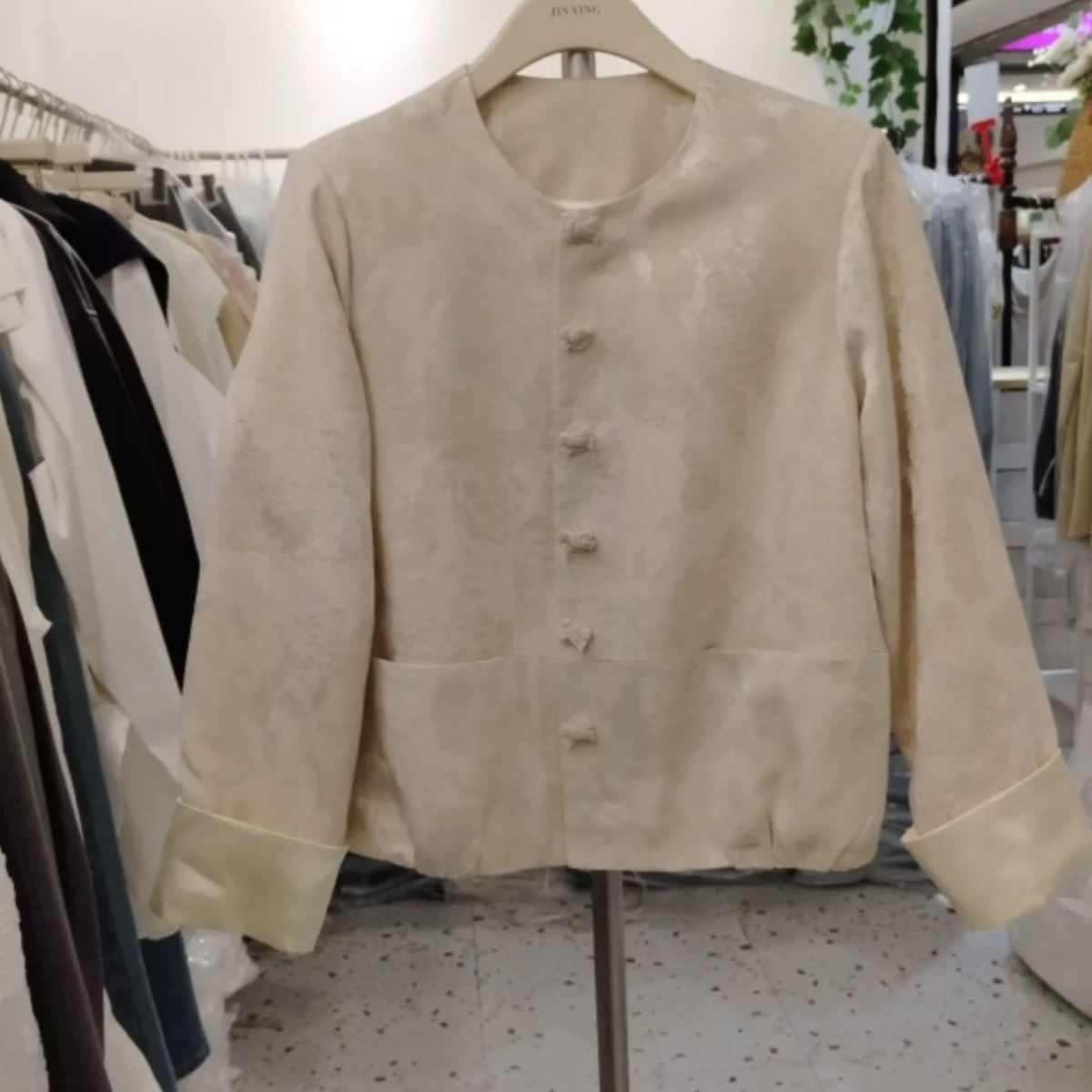 2059时尚百搭外套