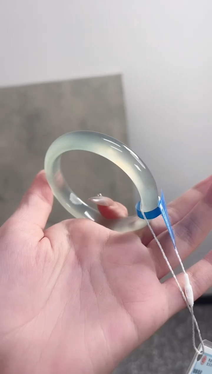 【闪购商品】玛瑙/玉髓手镯未镶嵌54-55圈