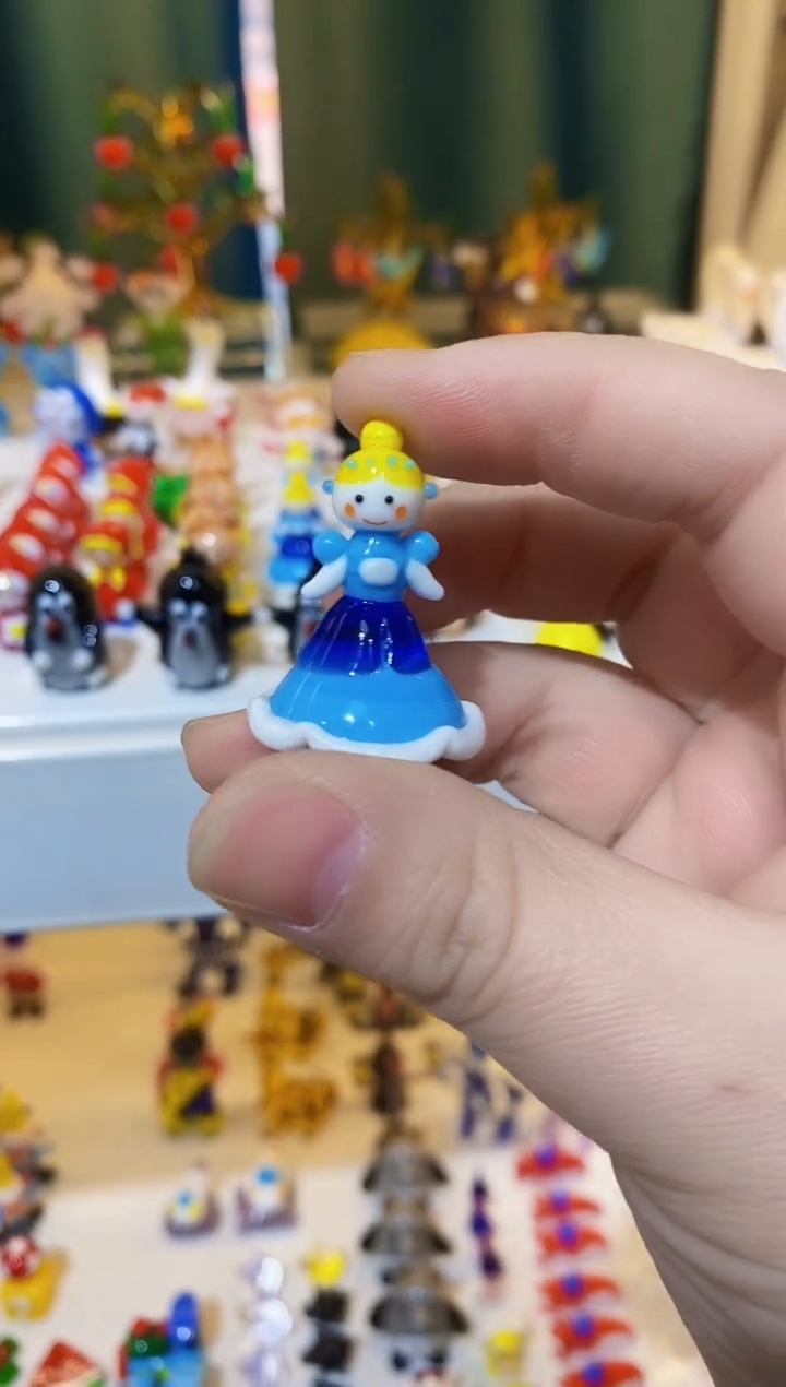 【闪购商品】琉璃手工艺品蓝群女孩