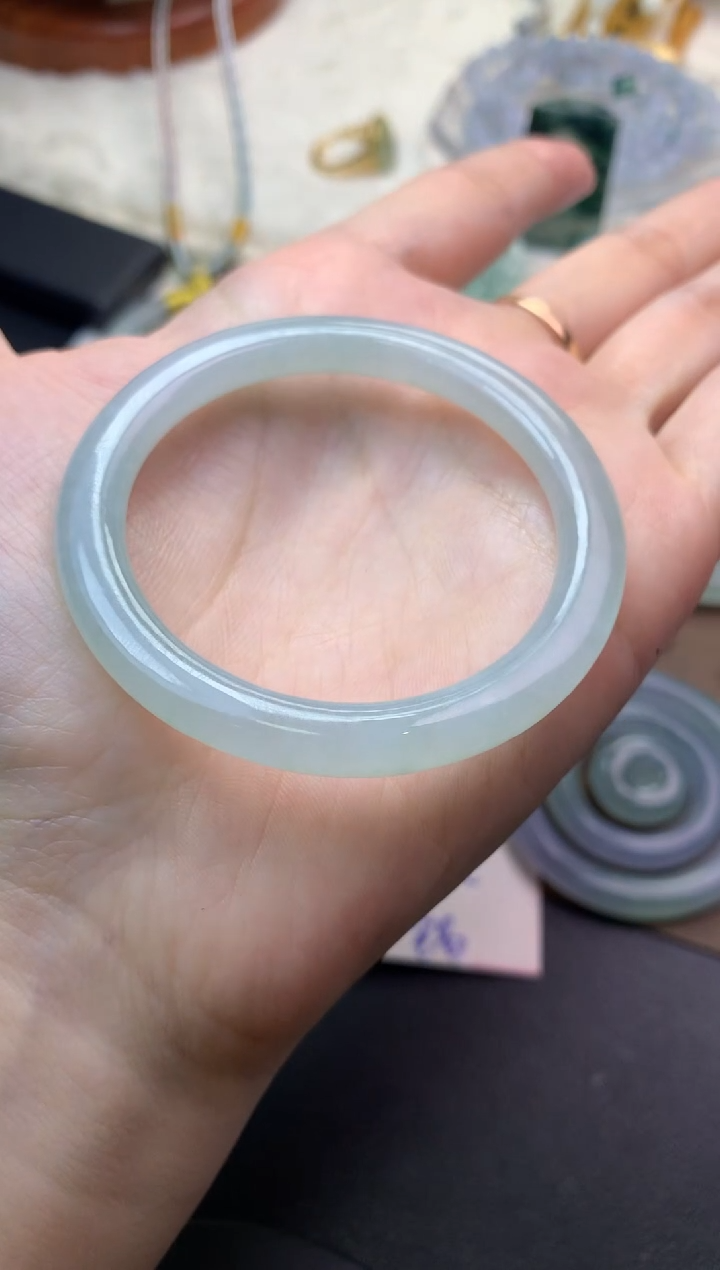 未镶嵌定制翡翠毛货