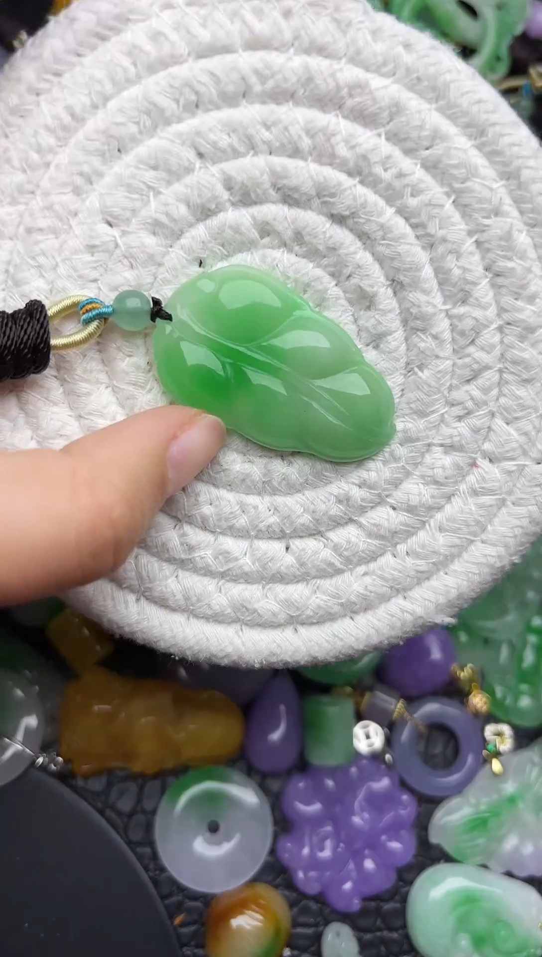 颈饰未镶嵌翡翠缅甸翡翠吊坠