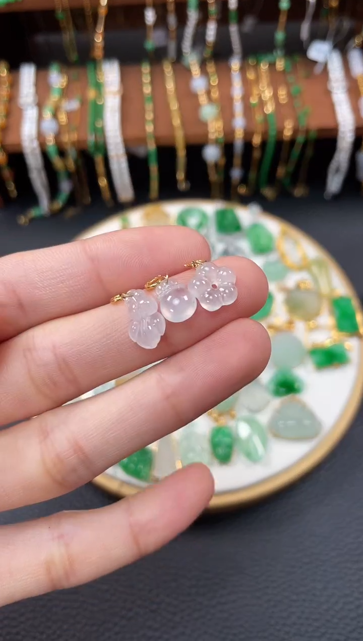 【闪购商品】翡翠吊坠(不含链)18K金镶嵌3个  JK318