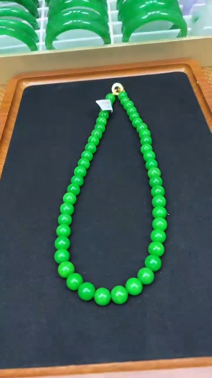 砖雕s5 正阳绿项链 卡10mm