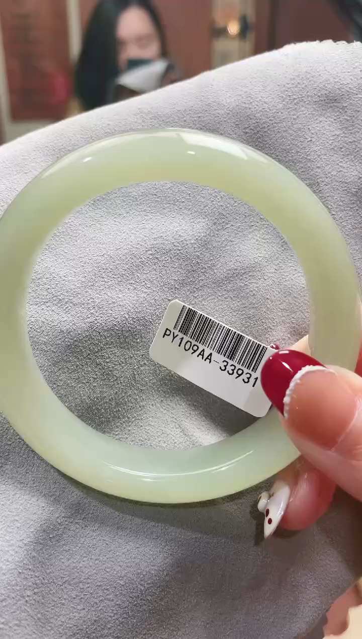 【闪购商品】和田玉手镯未镶嵌60+