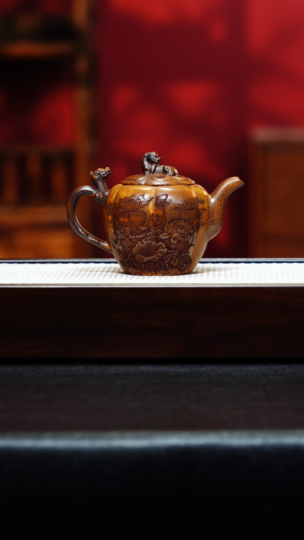 宜兴紫砂 荷韵 龙骨金砂 （幻彩）李志刚 h655